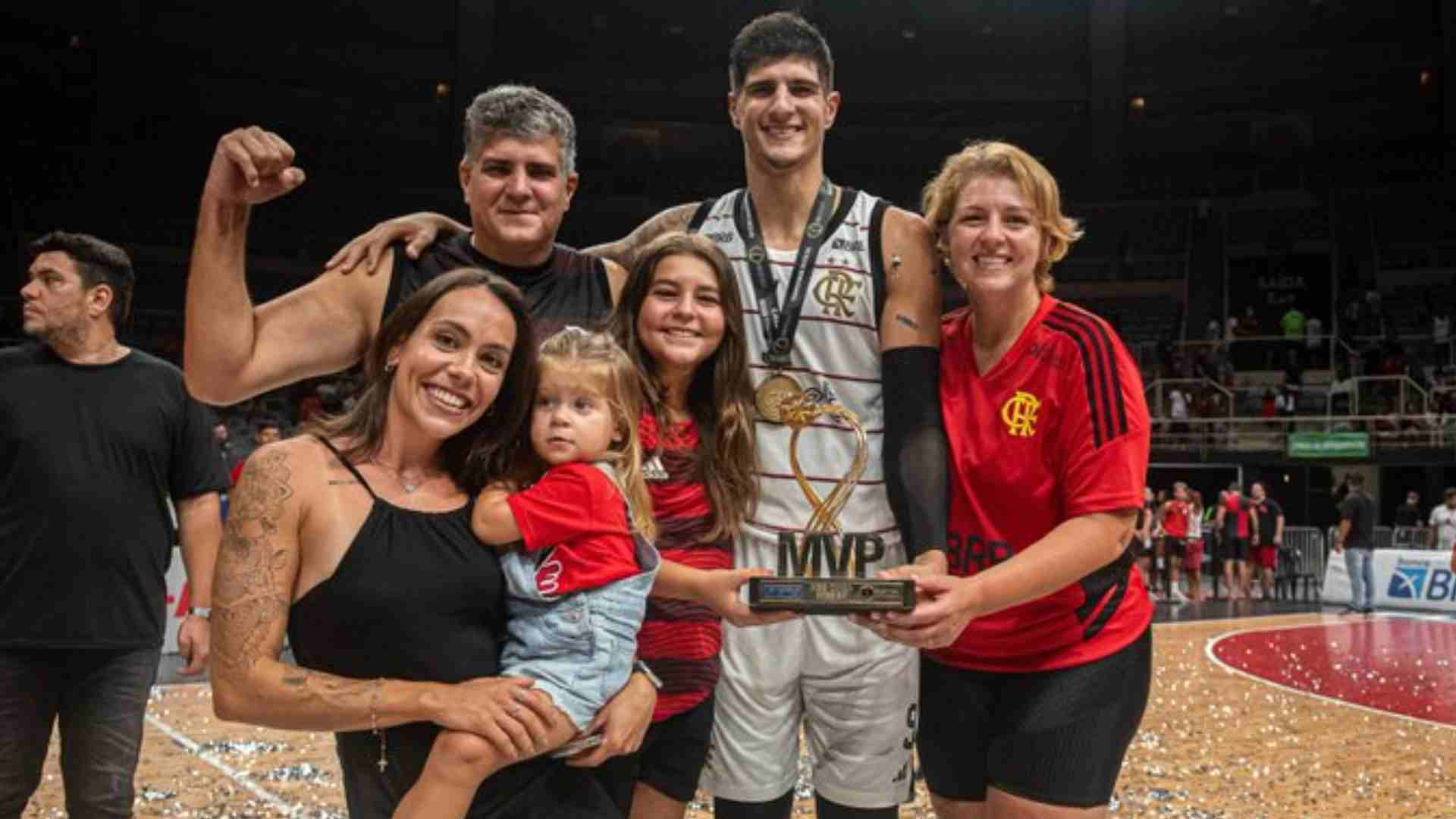 GABRIEL JAÚ: O MVP DO SUPER 8 DE BASQUETE PELO FLAMENGO